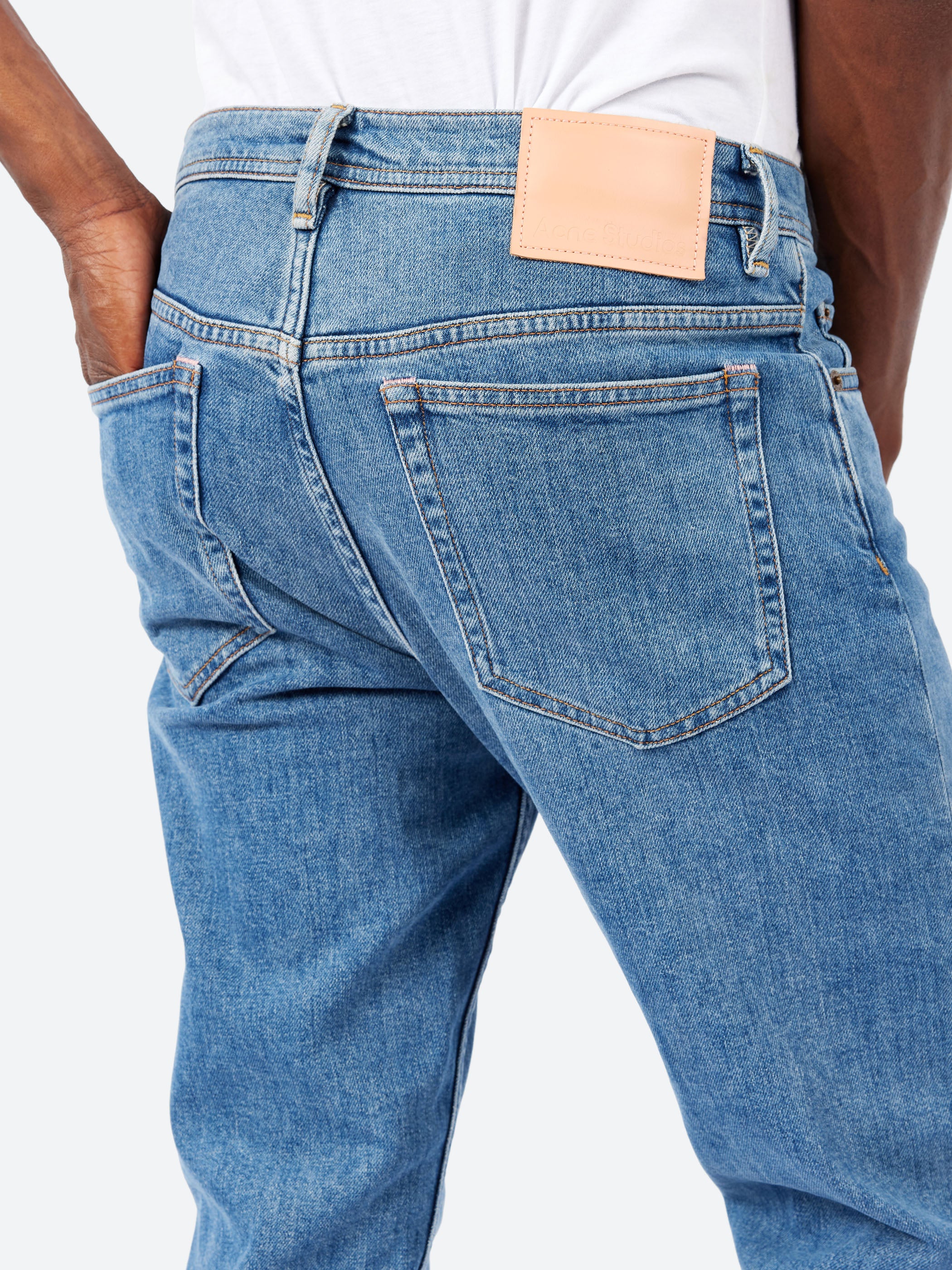 Slim Tapered Jeans - River