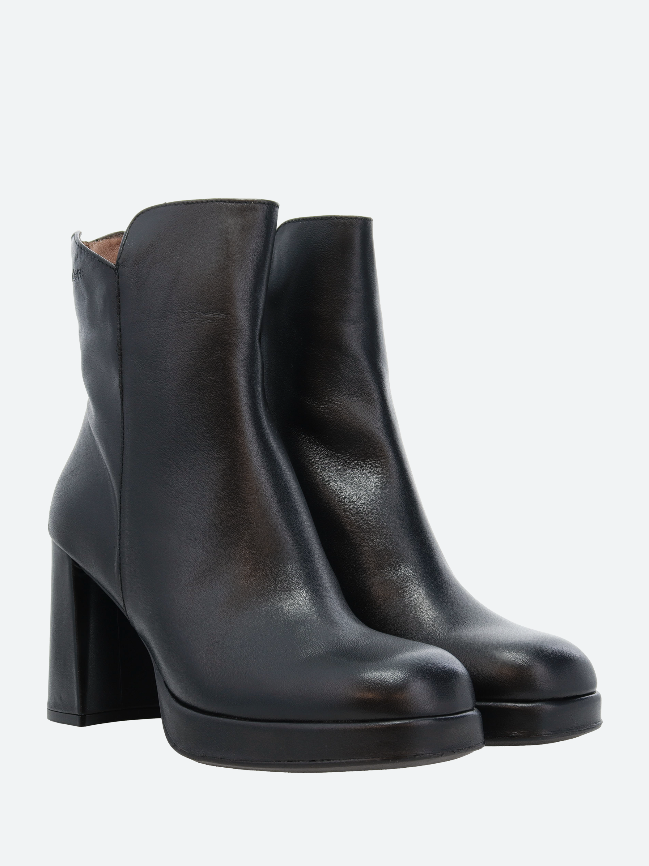 H-5923 Square Toe Platform Boot