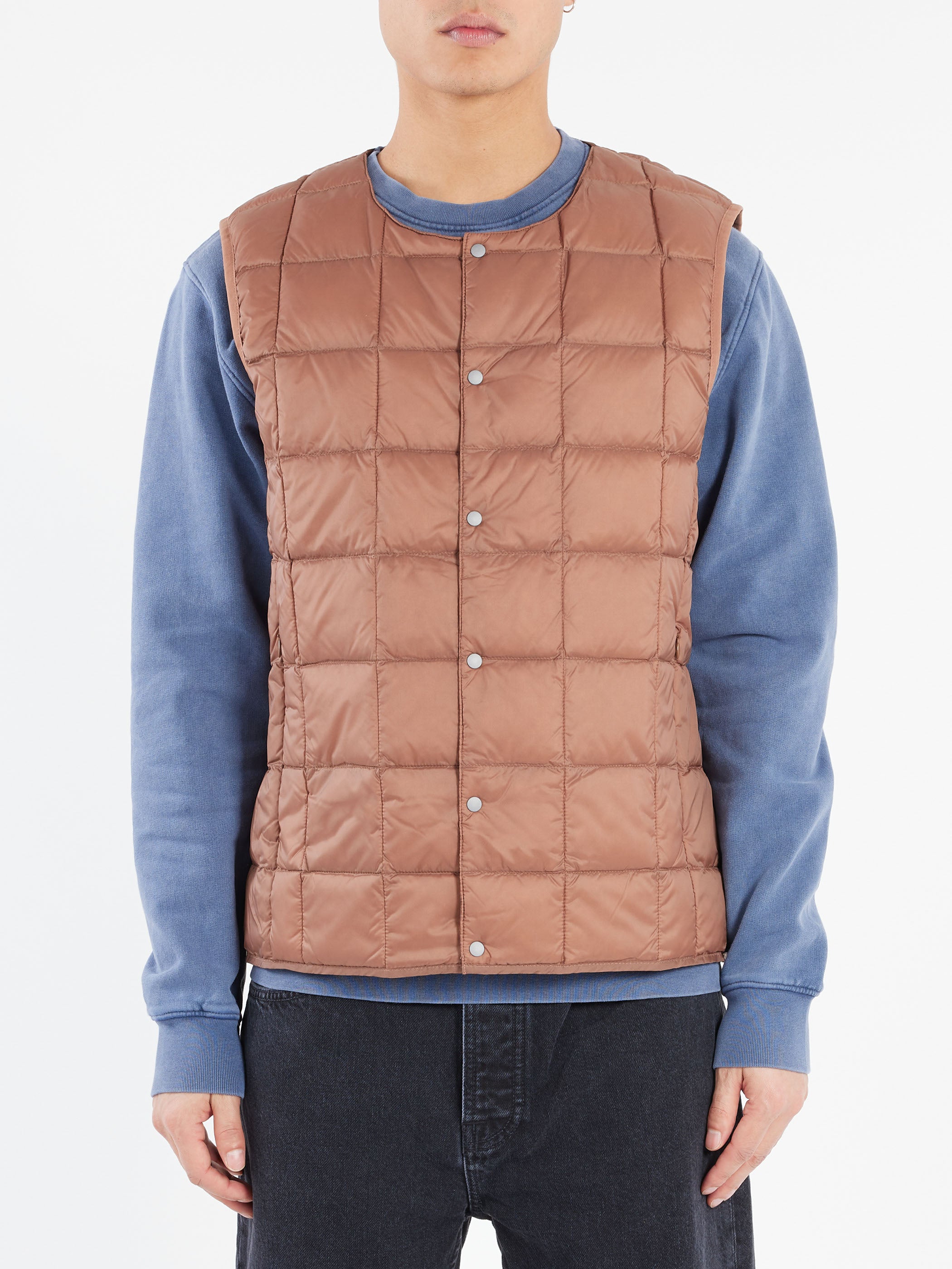 Vest 004