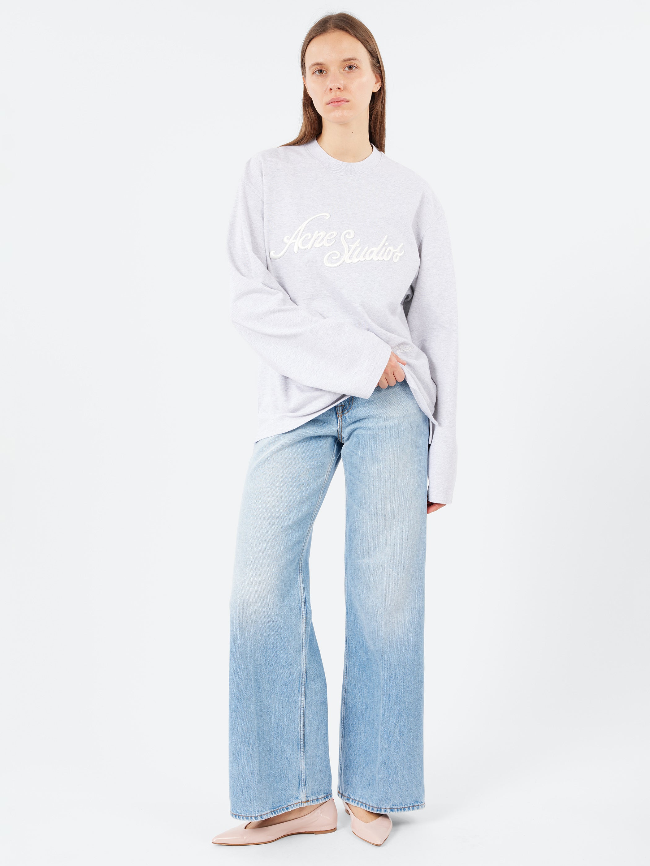 2022F Relaxed Fit Jeans