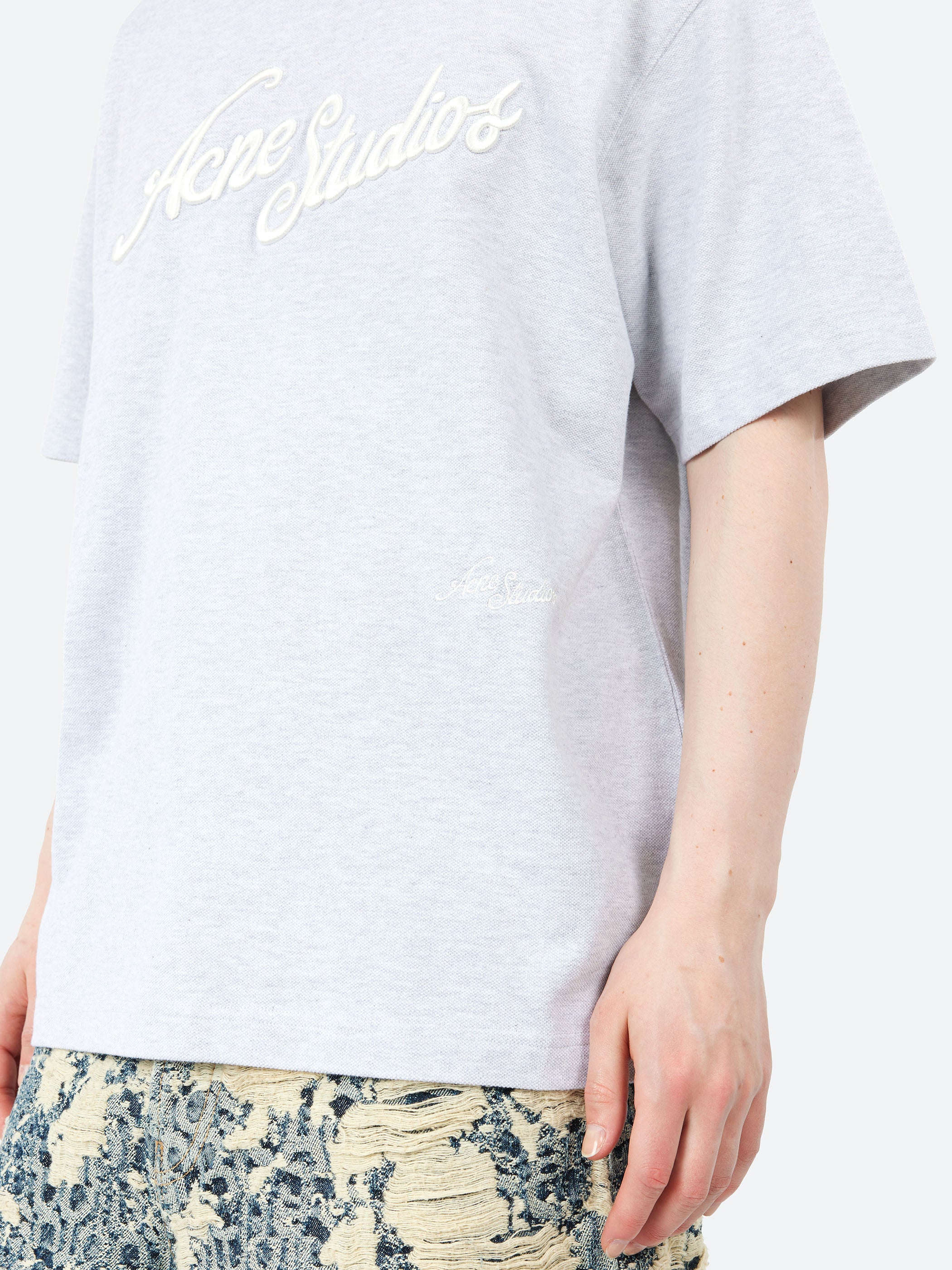 Relaxed Fit Logo T-Shirt