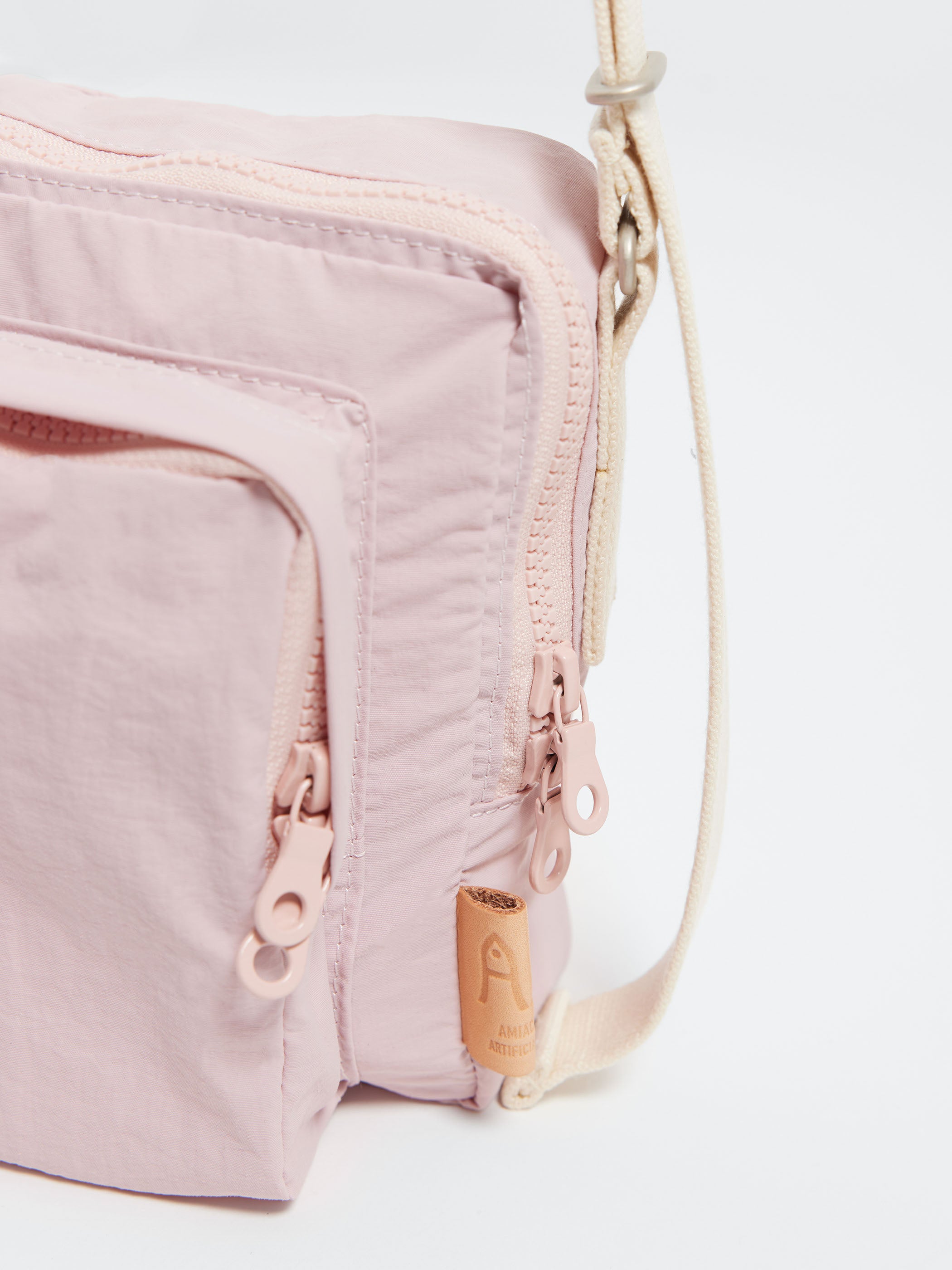 Shrink Nylon Pochette