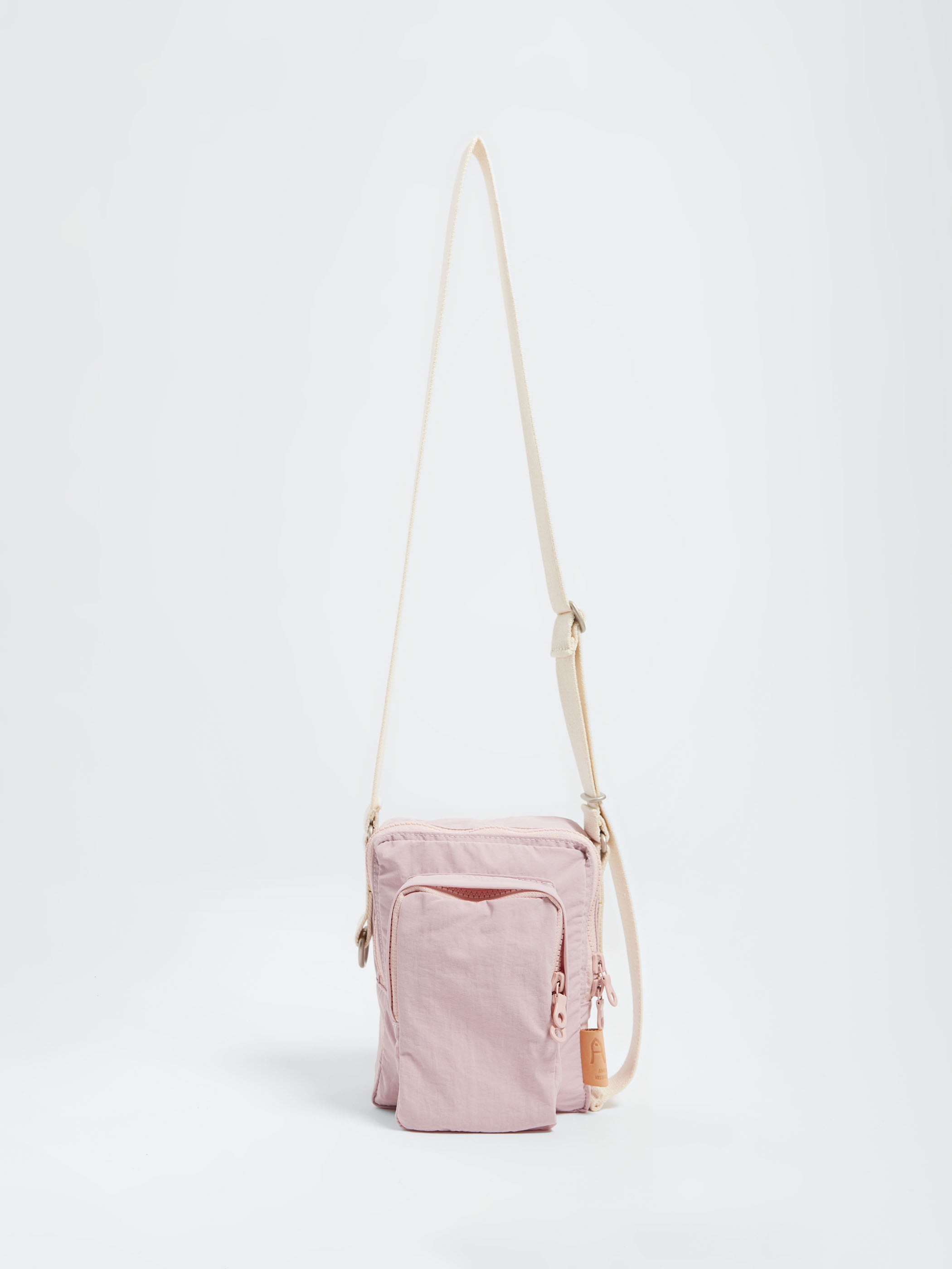 Shrink Nylon Pochette