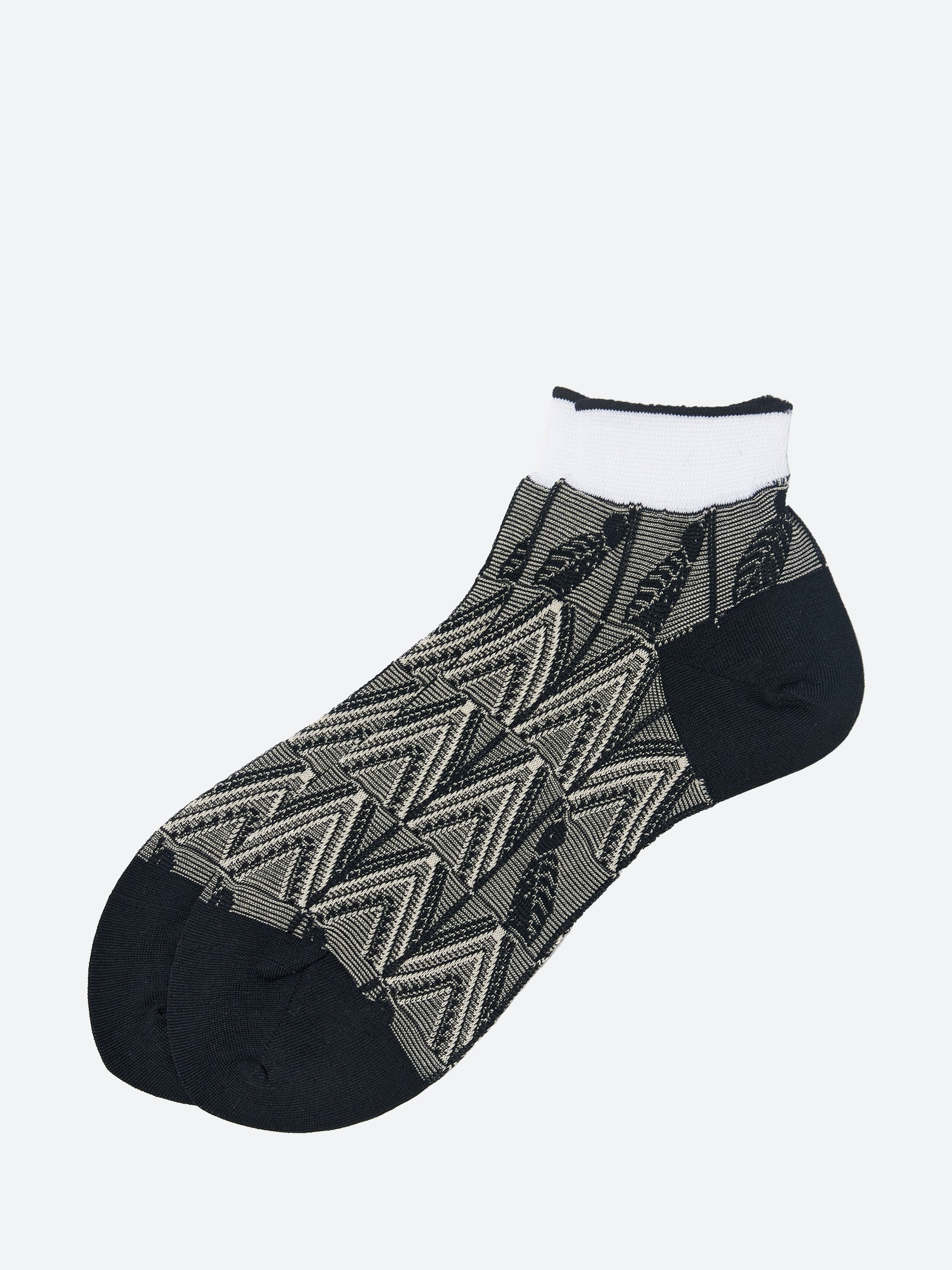 Leaf Bird Short Socks
