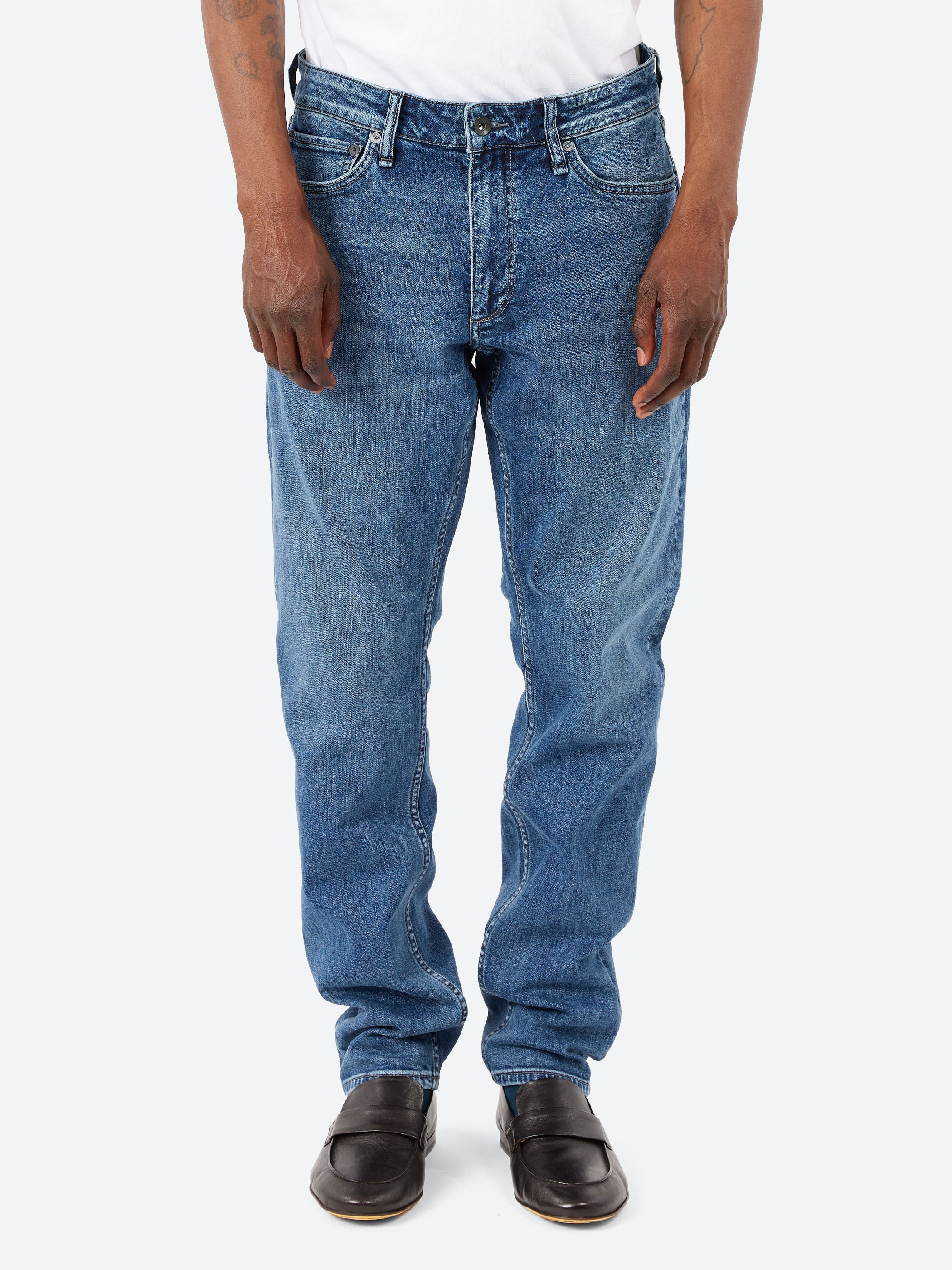 Fit 3 Authentic Stretch