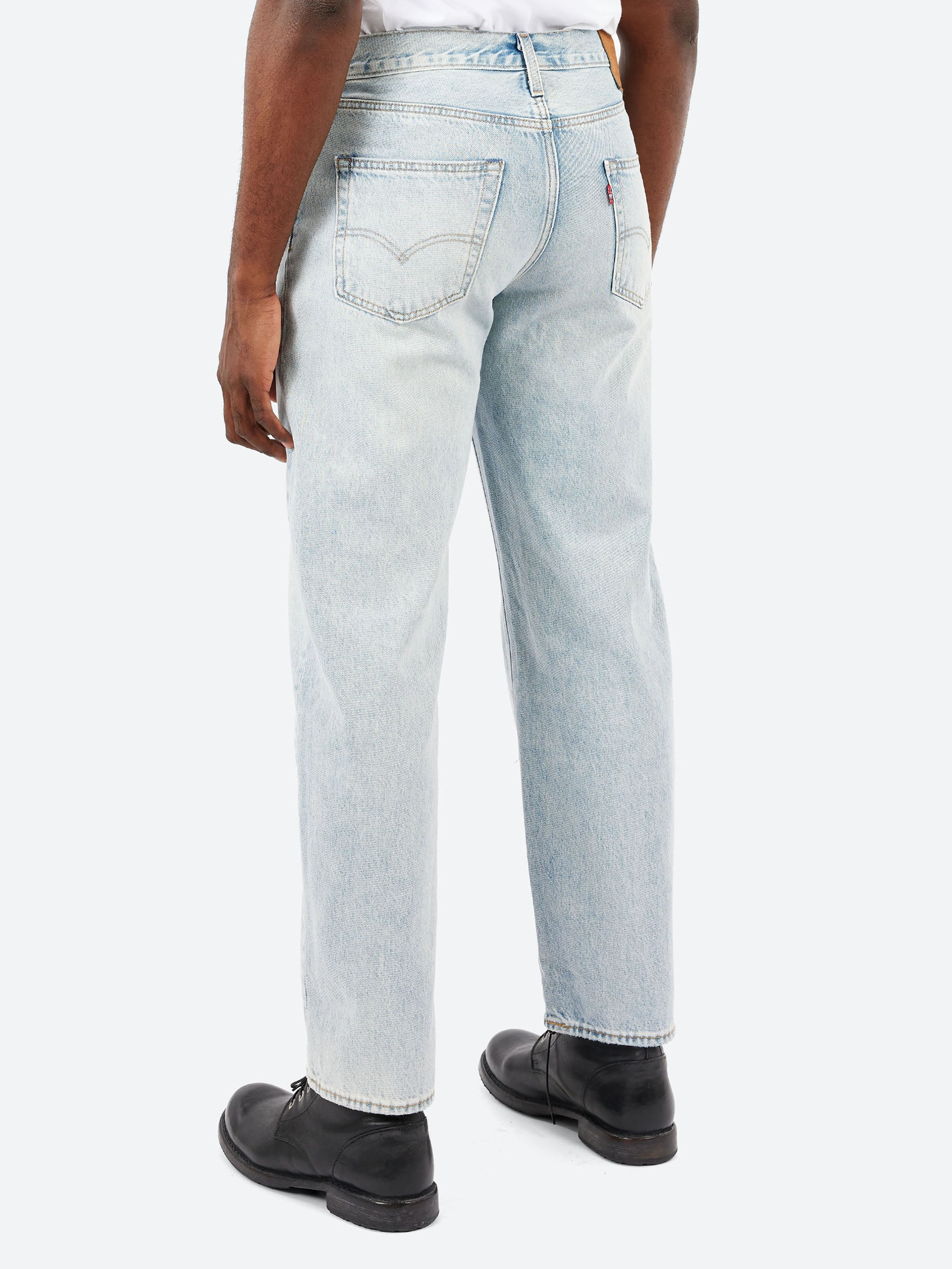 568 Loose Straight Jeans