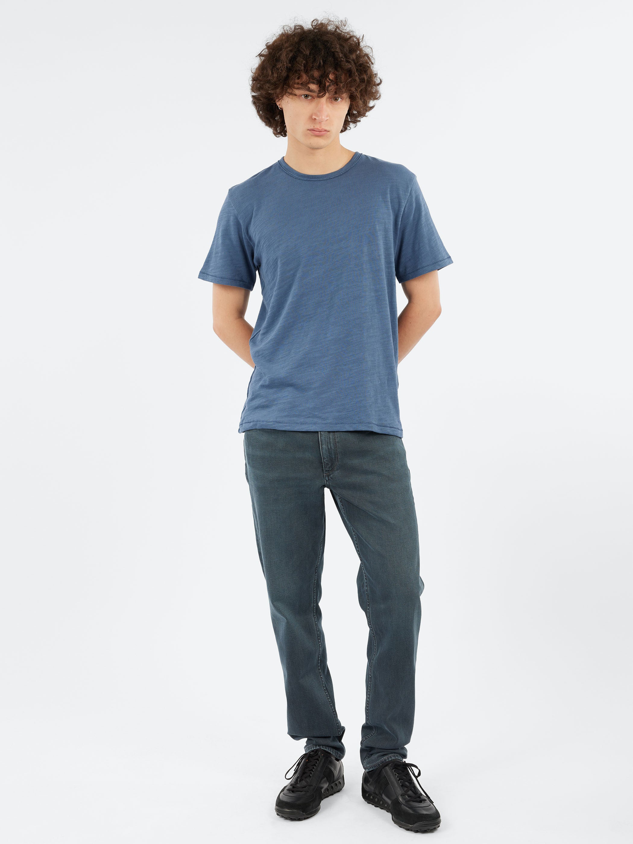 Fit 2 Authentic Stretch