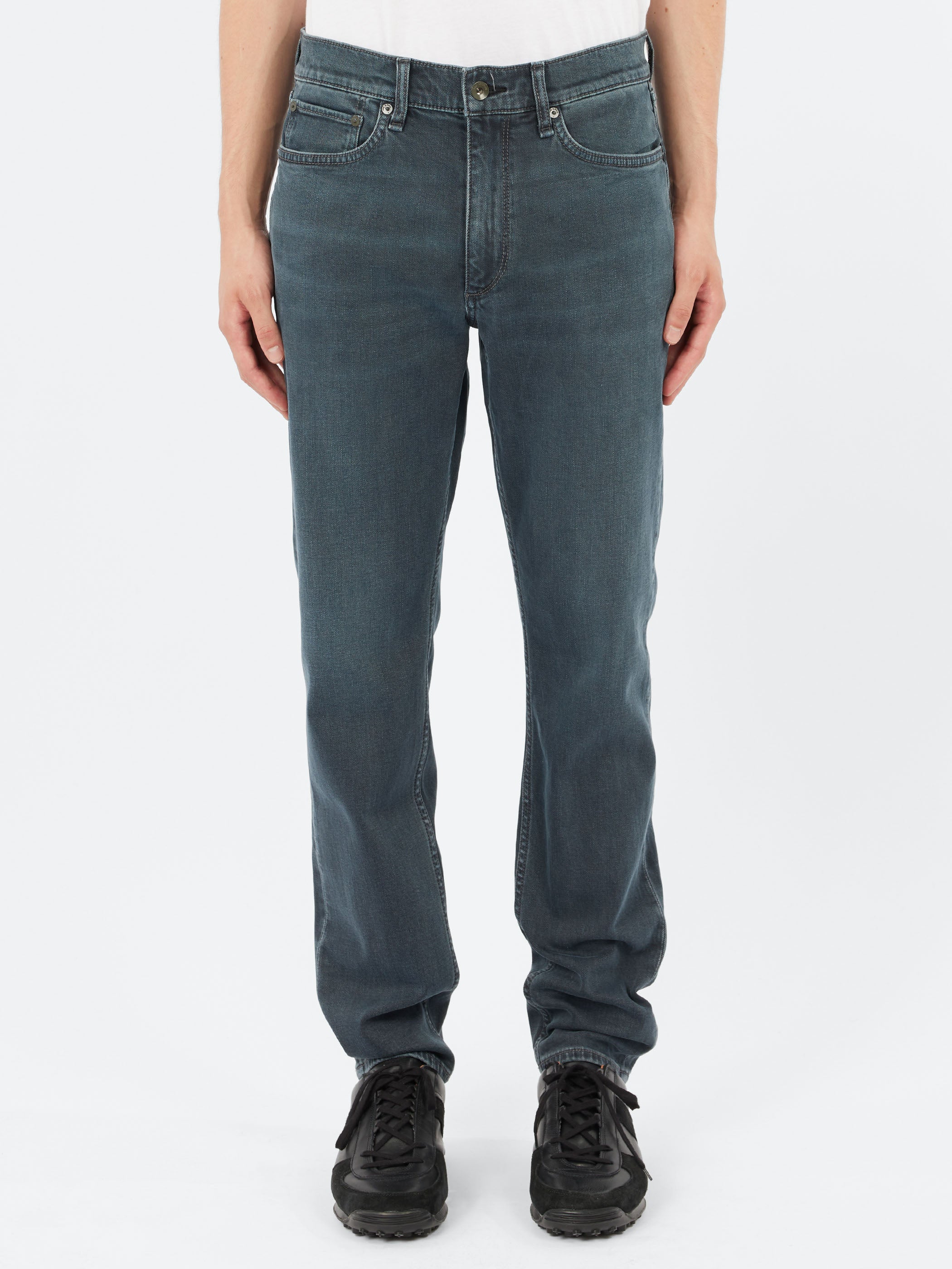 Fit 2 Authentic Stretch