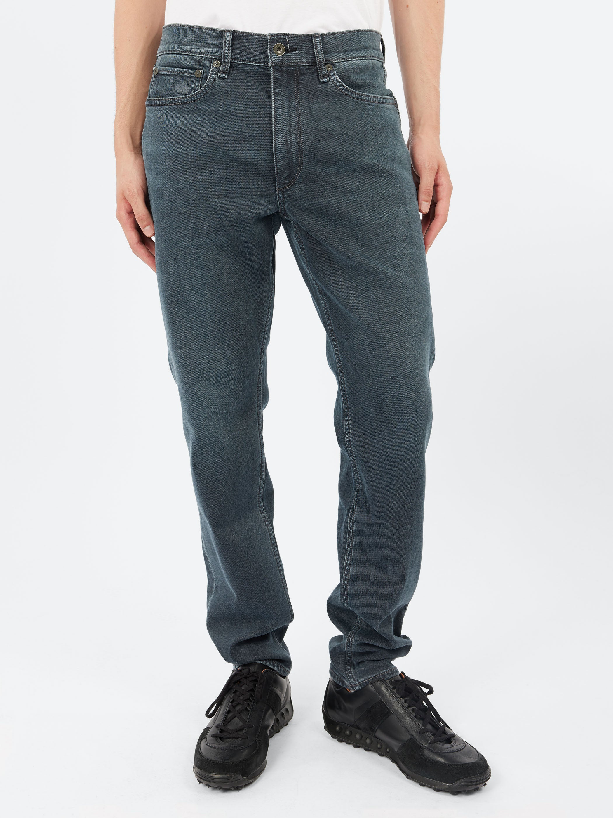 Fit 2 Authentic Stretch