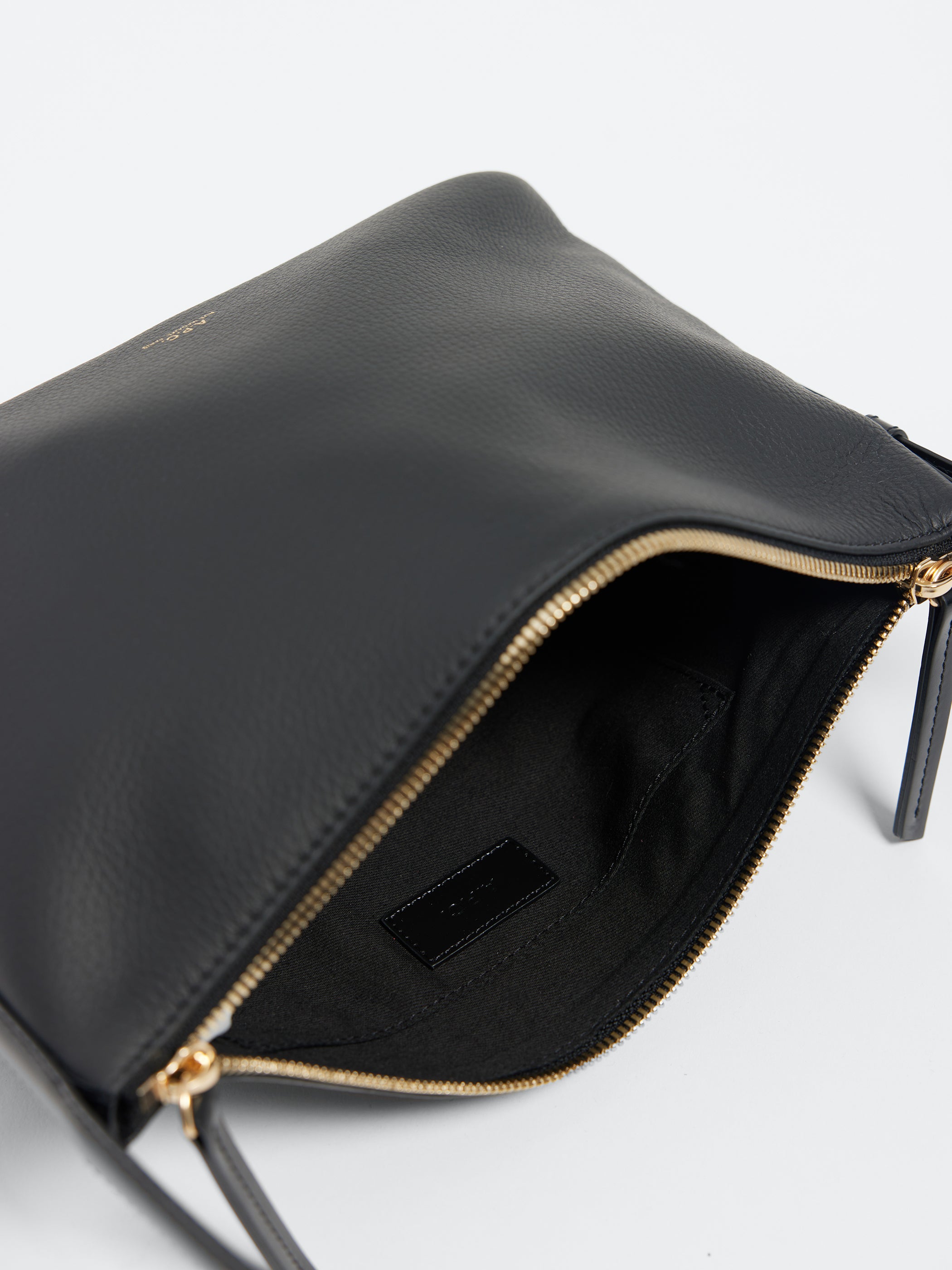Vera Shoulder Bag