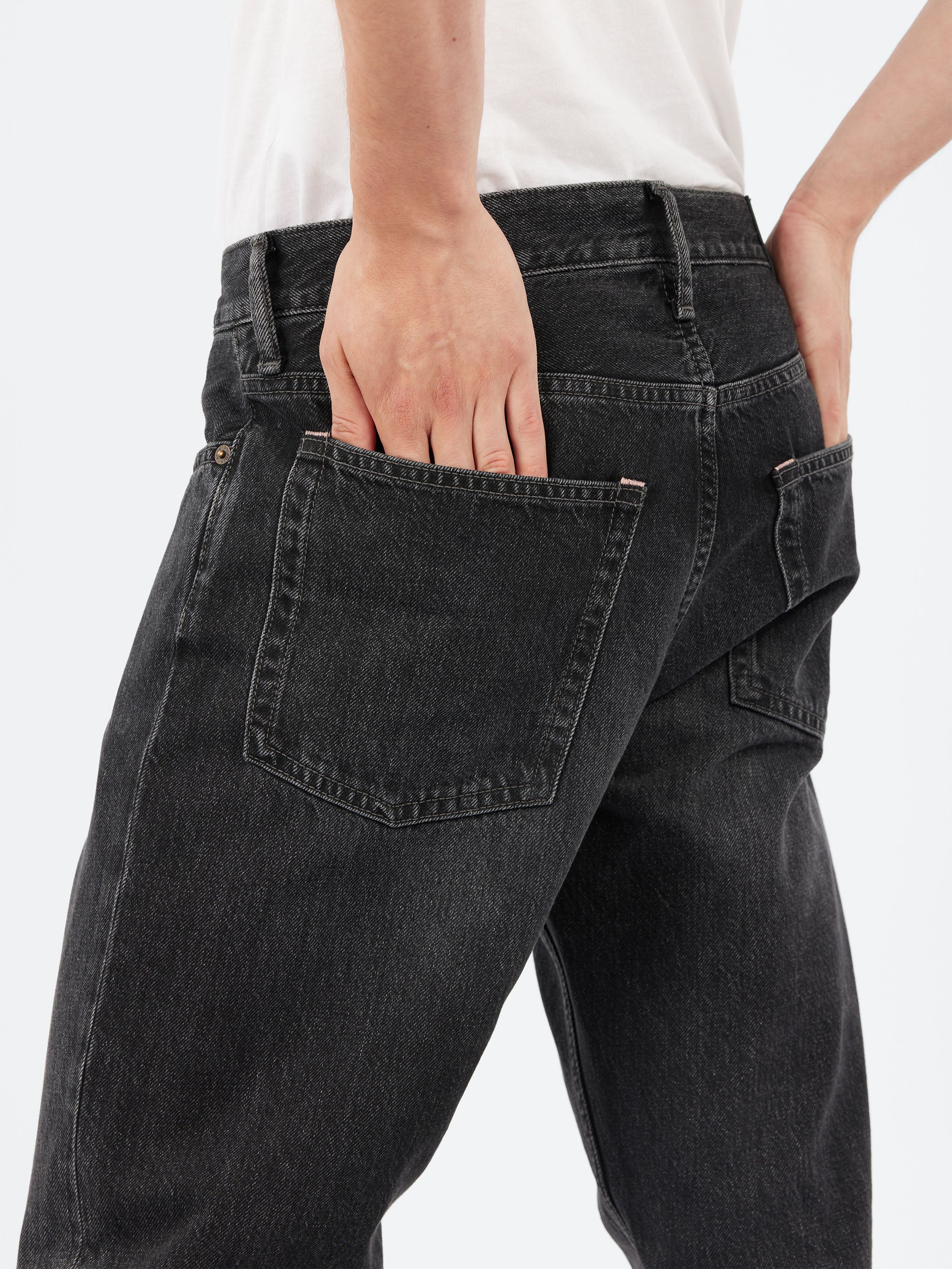 2010M Regular Fit Jeans