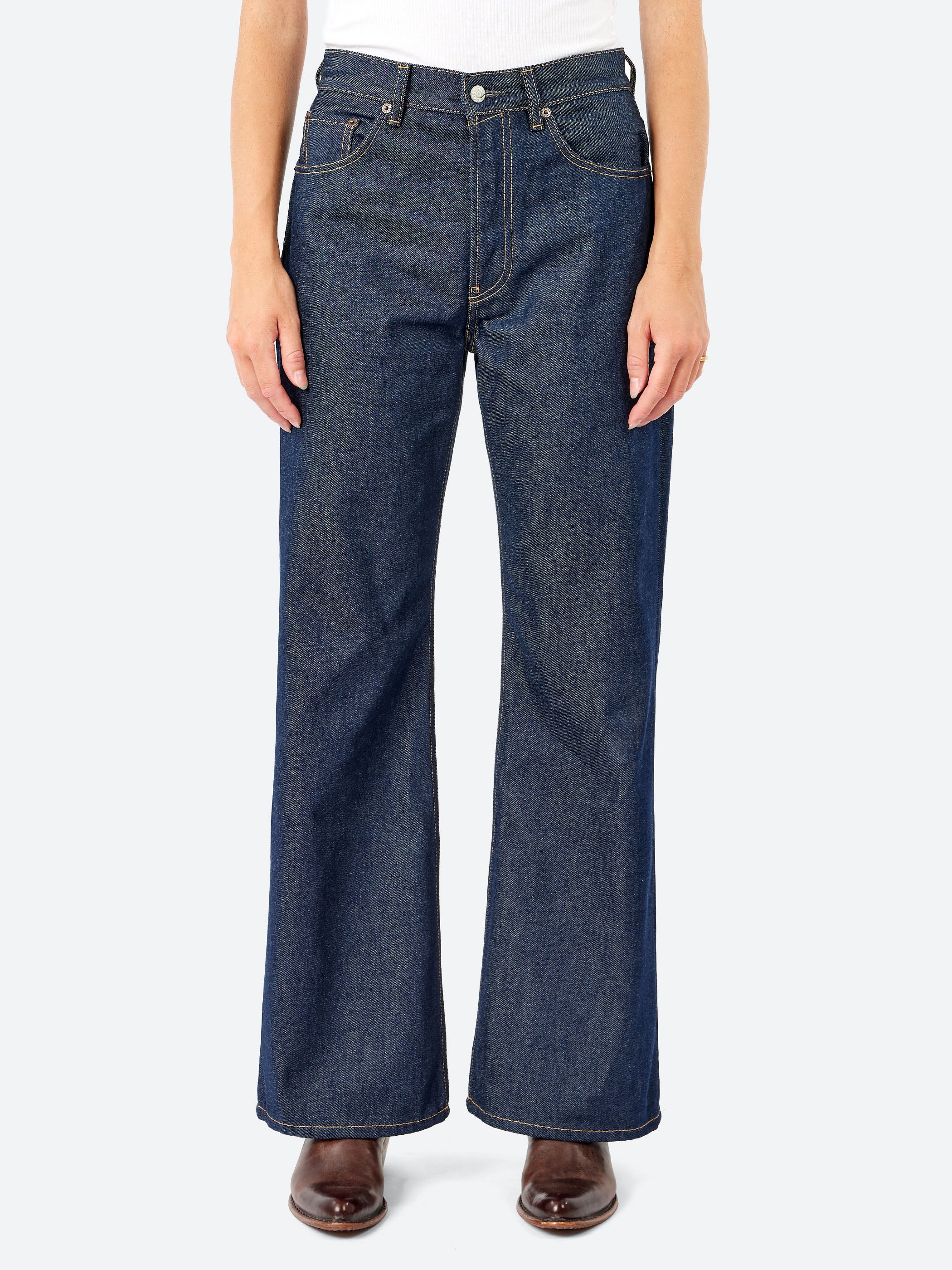 2021F Regular Fit Jeans
