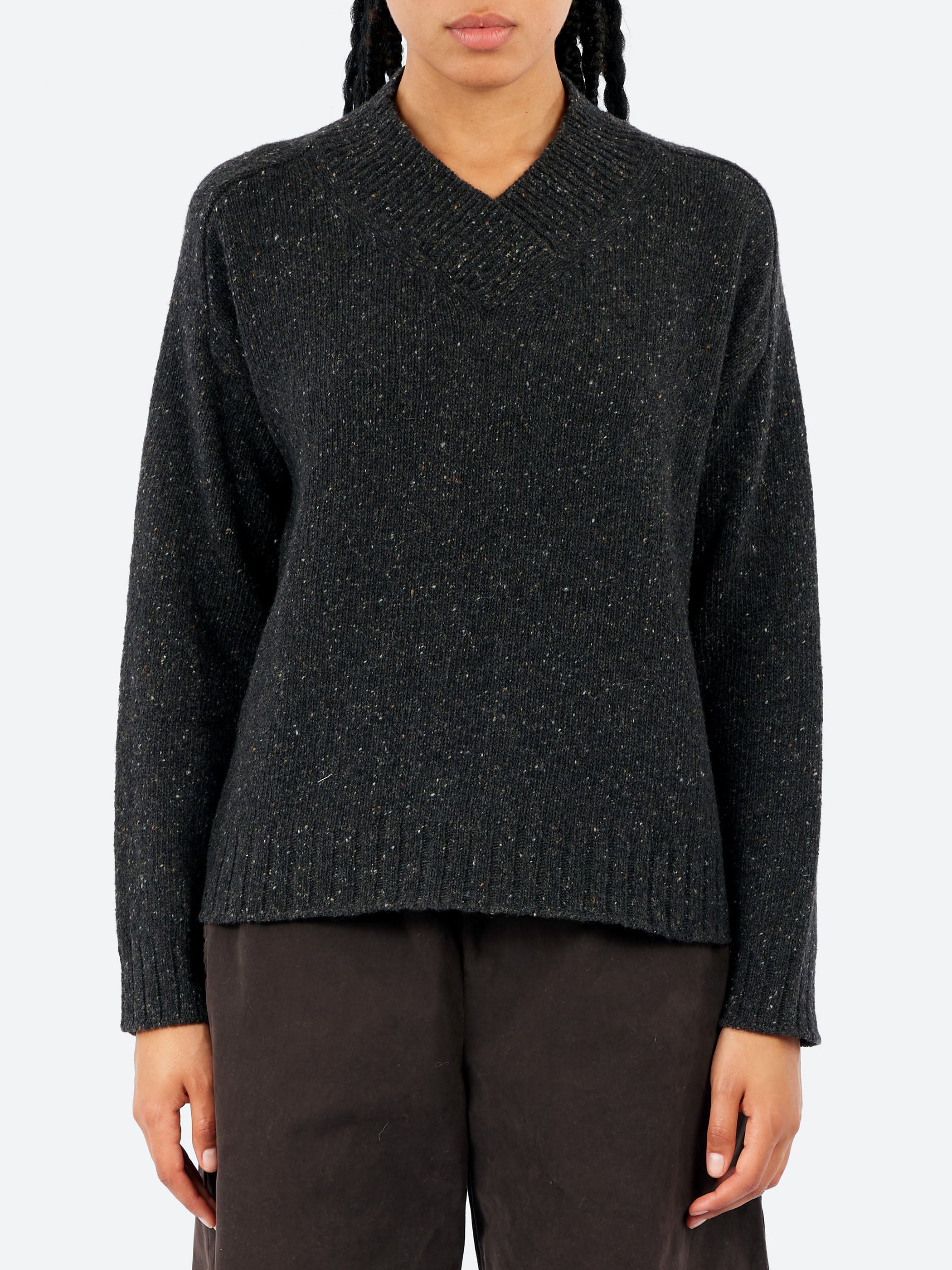 2577 V Neck Pullover