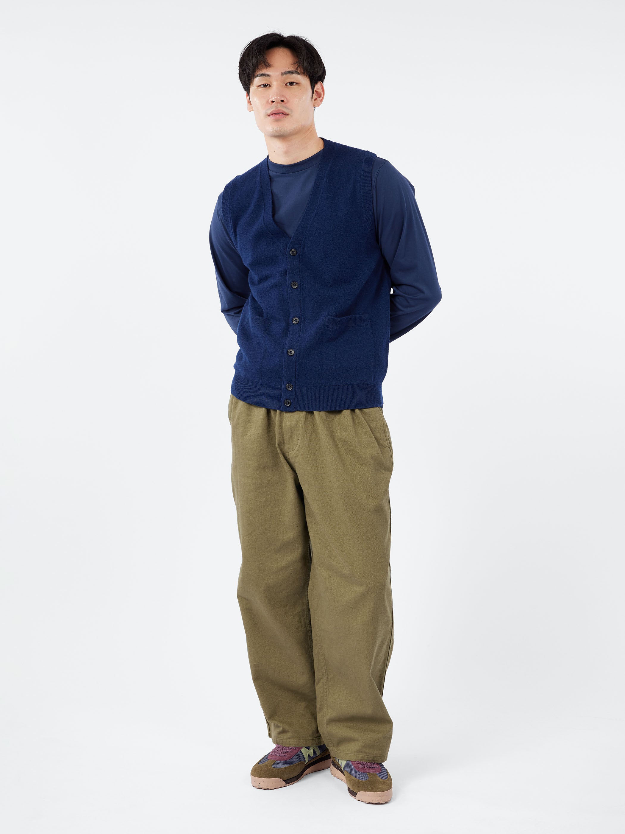 Button Knit Vest Solid