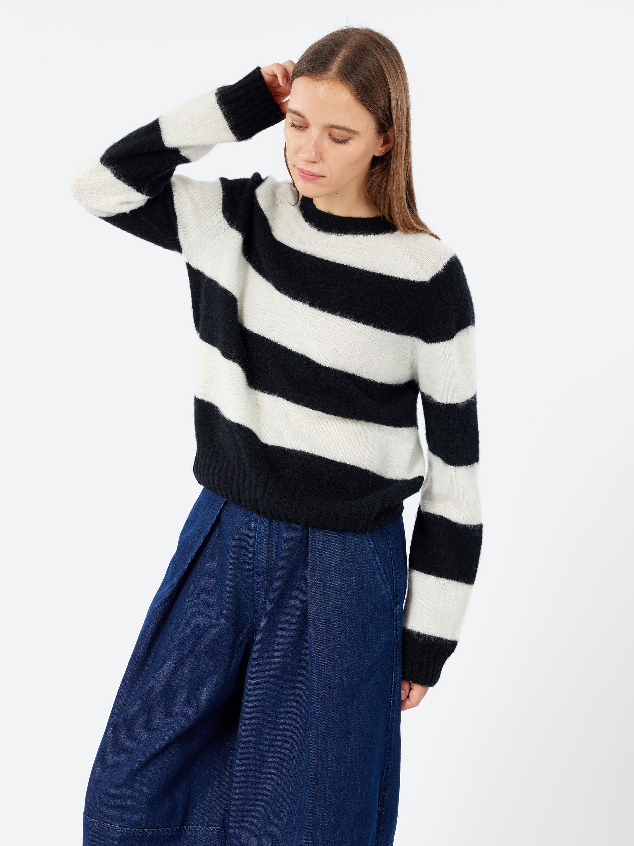 Jets Stripe Crew Knit