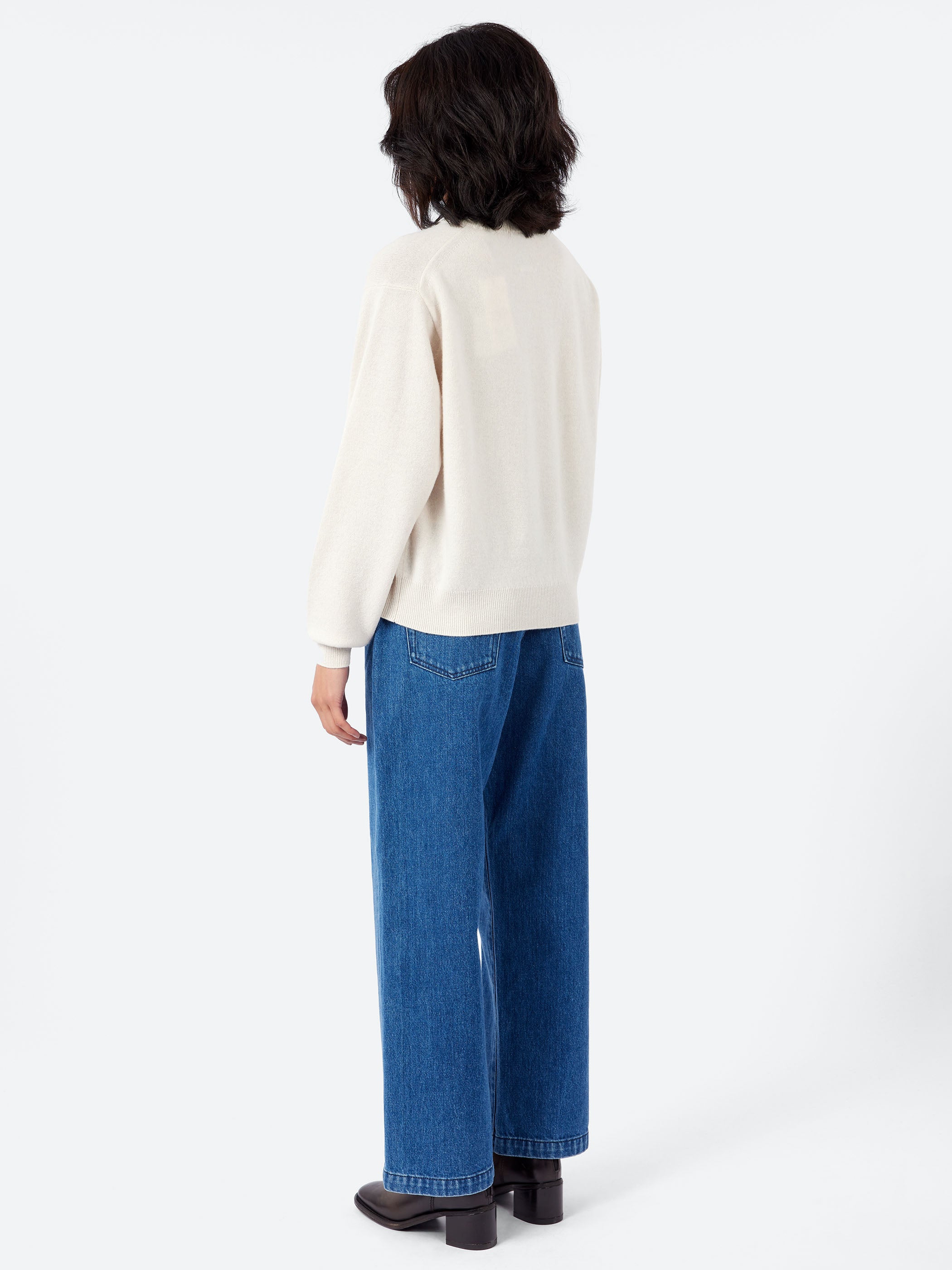 Women's Lambswool Crew Neck Knit Pullover