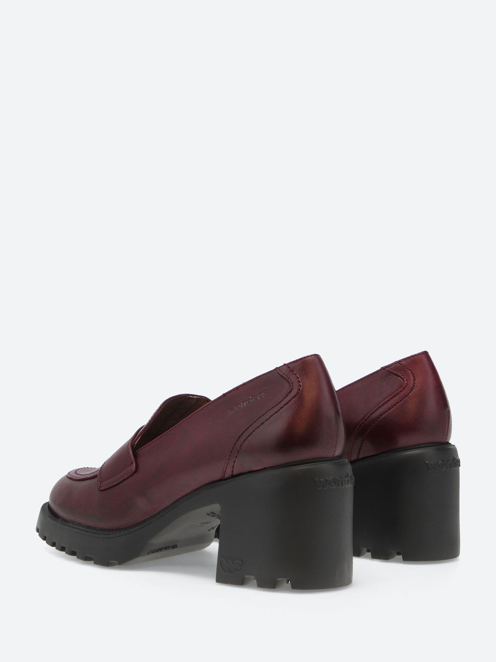 G-7201 Ilma Loafers