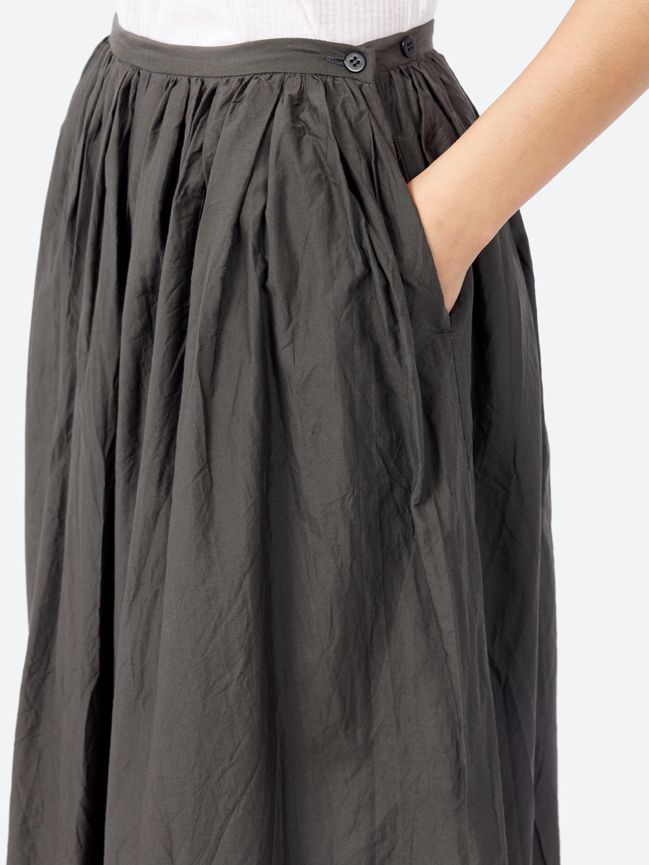 Random Pleated Maxi Skirt