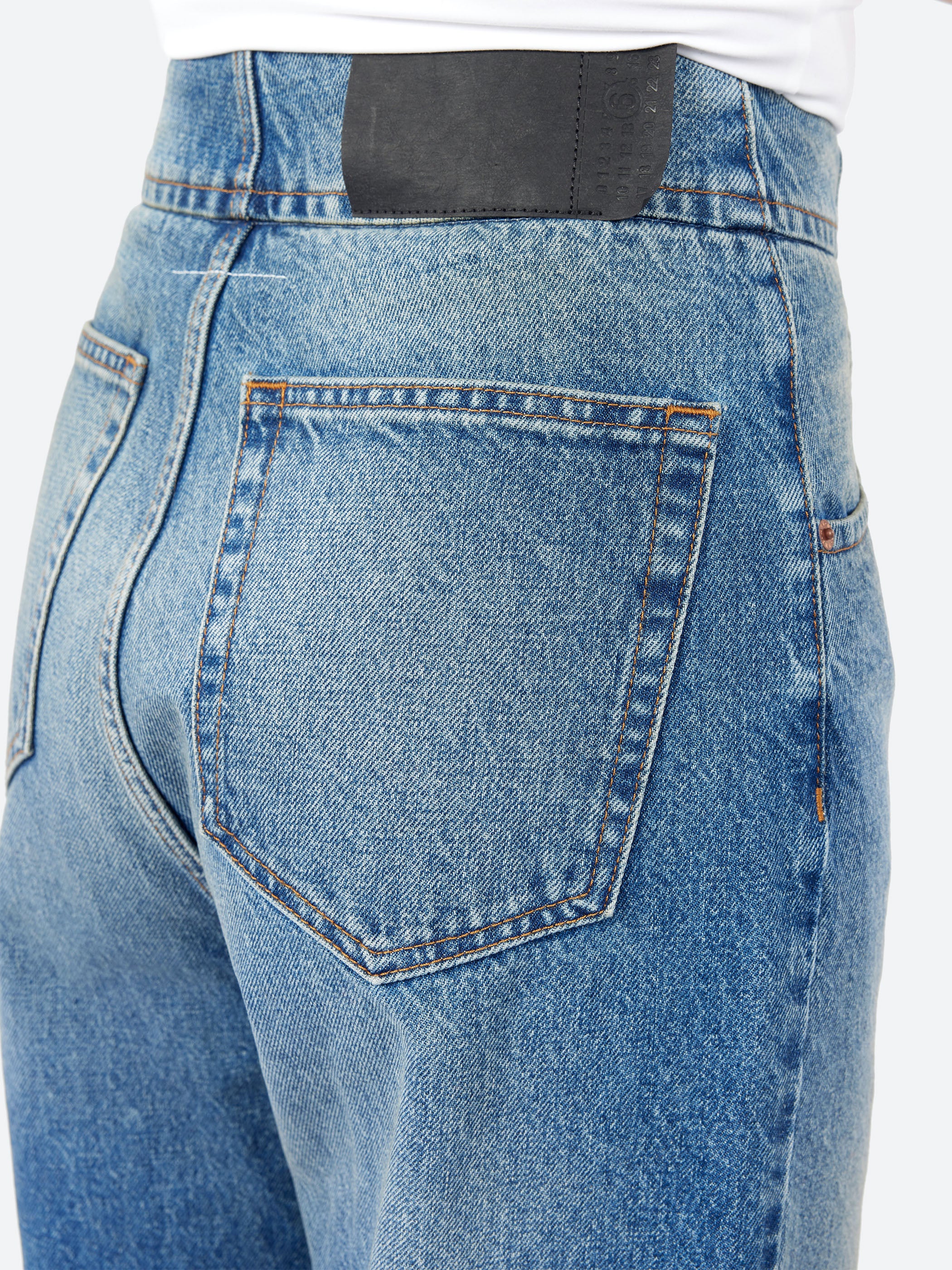 Exposed Button Jean
