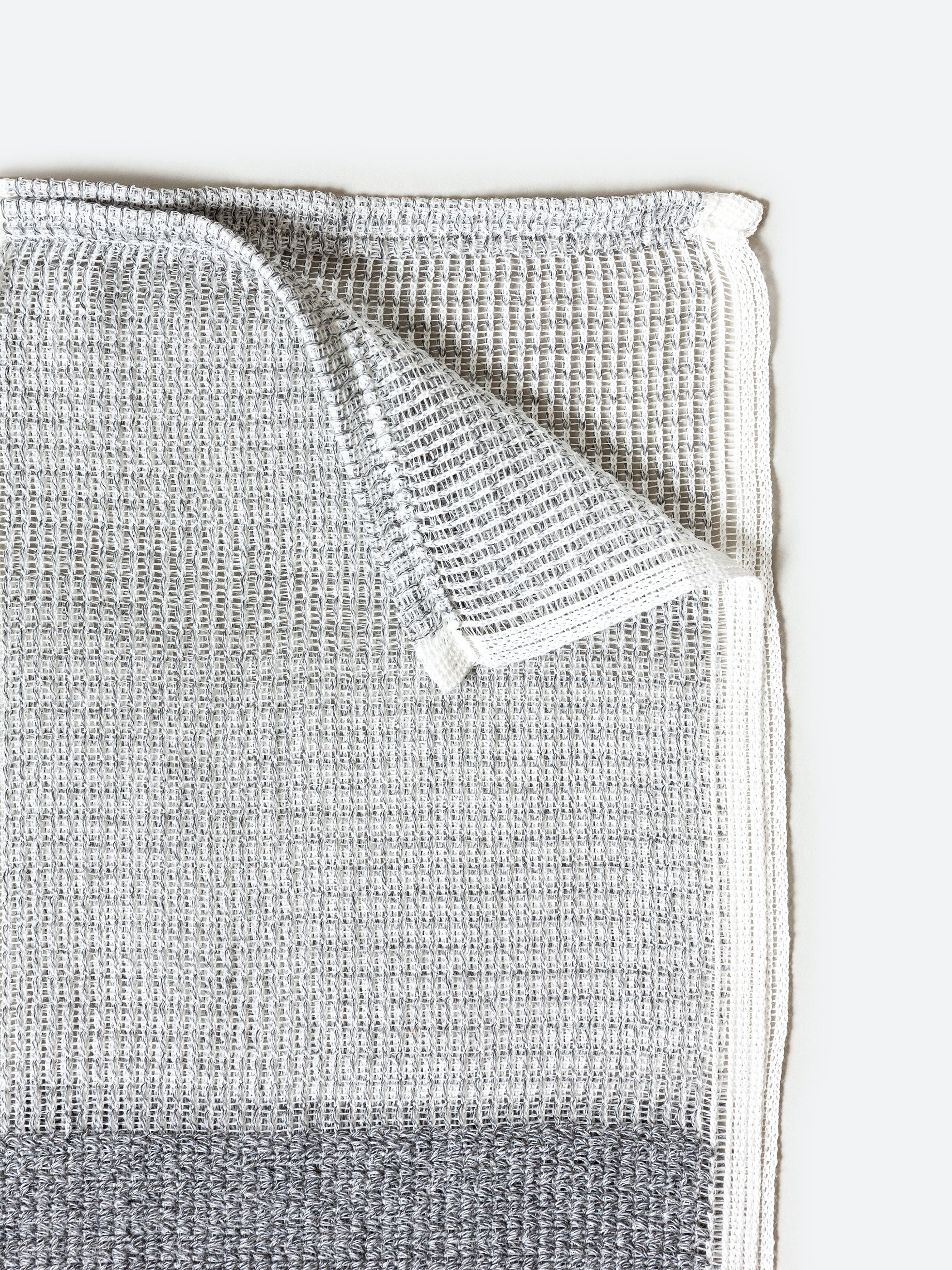 Binchotan Charcoal Body Scrub Towel