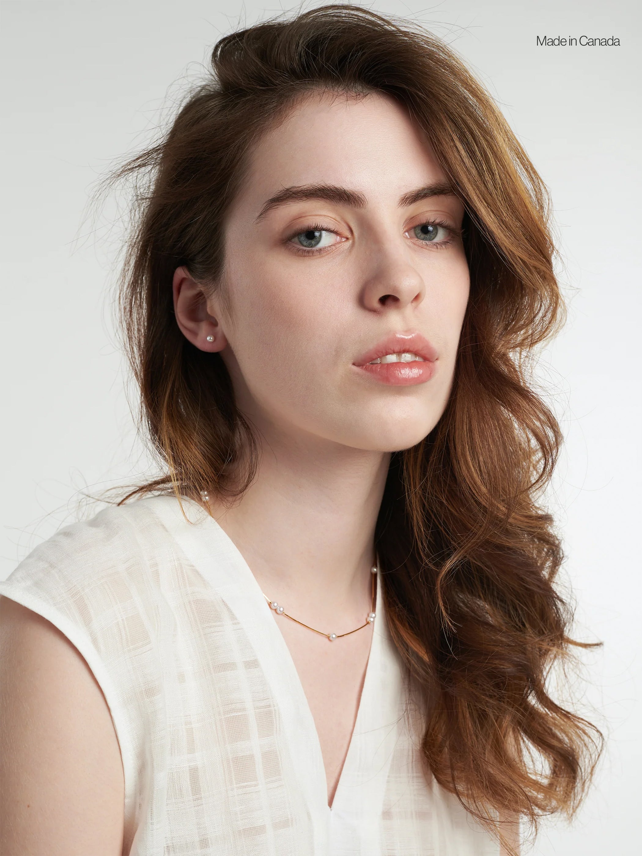 Akoya Pearl Studs White